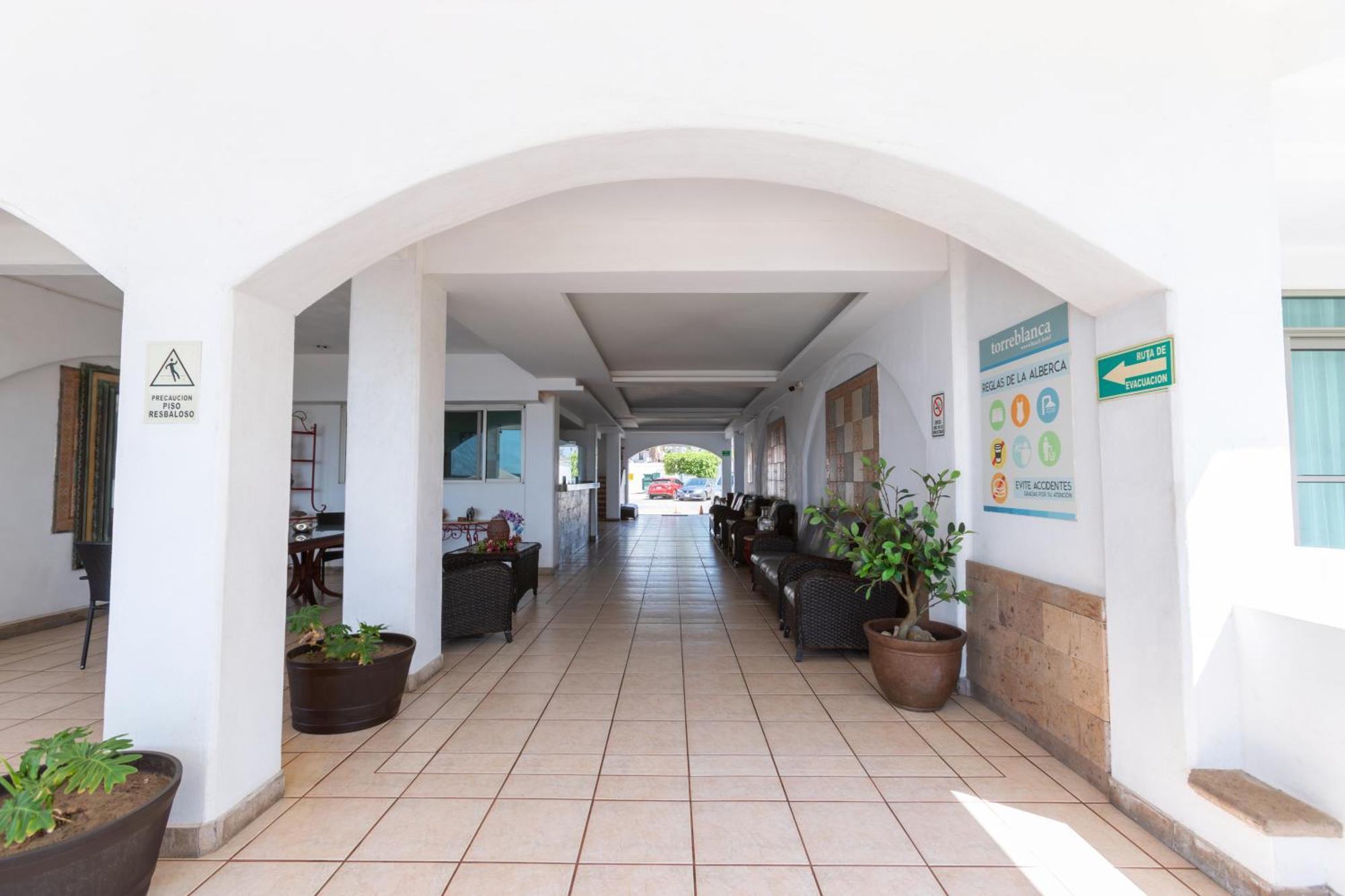 Torreblanca Beach Hotel And Suites Guayabitos - Desayuno Y Comida Incluido Rincon de Guayabitos Exterior foto